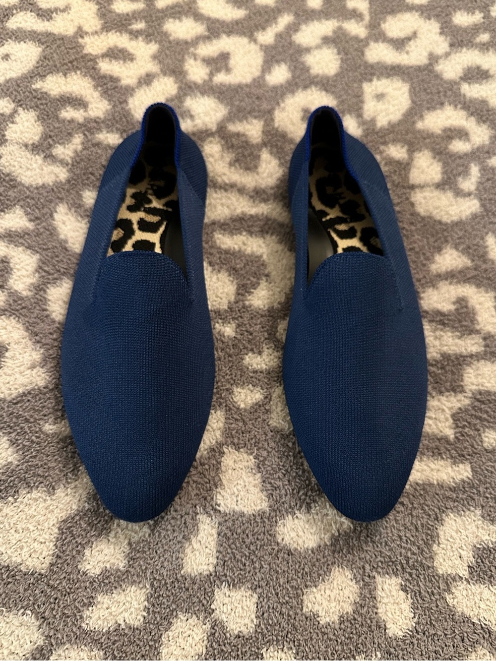 Rothy’s Almond Loafer Deep Navy Blue Leopard Size 10